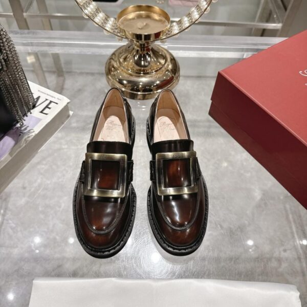 Roger Vivier neue Farbe klassische Messingschnalle und Diamantschnalle Schuhe High-End-Version (I6OCQ)