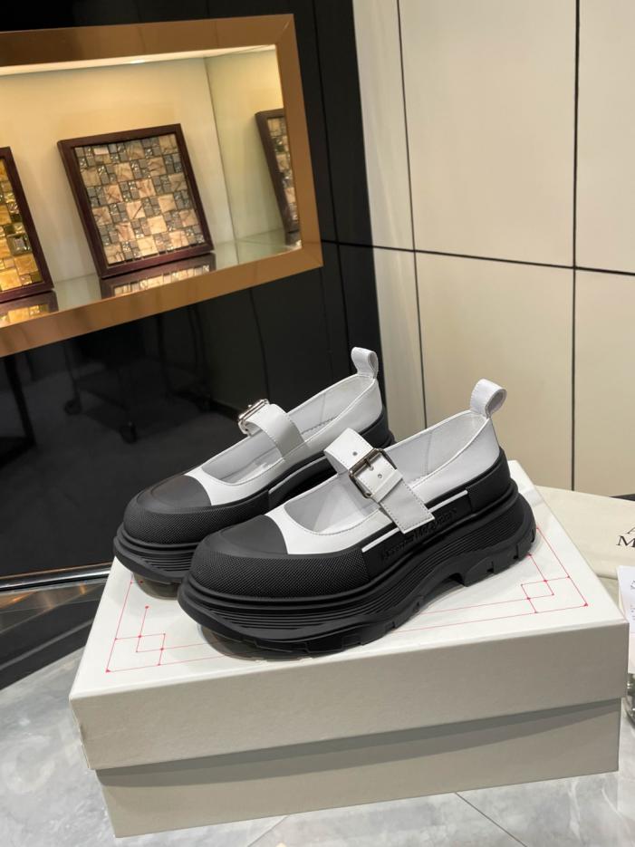 replica,schuhe,beste,kaufen,1:1,besten,seiten,Replik,turnschuhe,sneakers Die neuesten Mary Jane-Plateauschuhe von Alexander McQueen (GQ8UF) replica,schuhe,beste,kaufen,1:1,besten,seiten,Replik,turnschuhe,sneakers Die neuesten Mary Jane-Plateauschuhe von Alexander McQueen (GQ8UF)