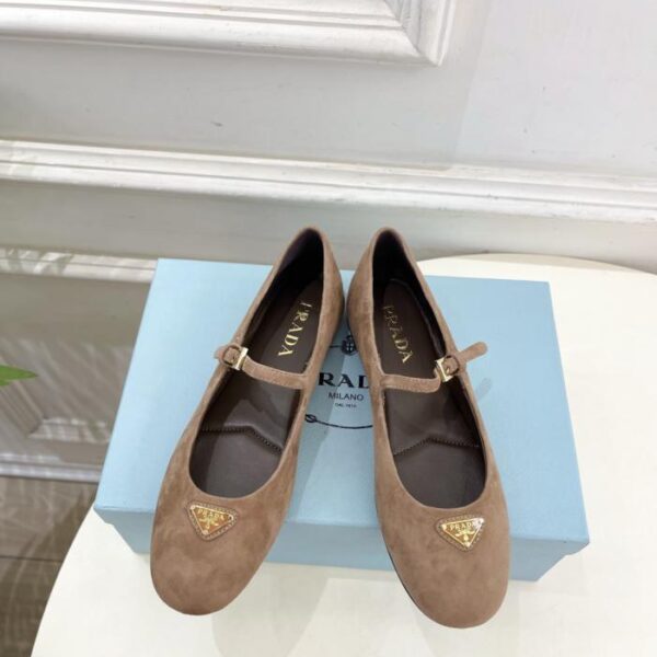 replica,schuhe,beste,kaufen,1:1,besten,seiten,Replik,turnschuhe,sneakers Prada Counter Catwalk neue Nappa Dreieck Wildleder Ballerinas Serie (4 (E778O)