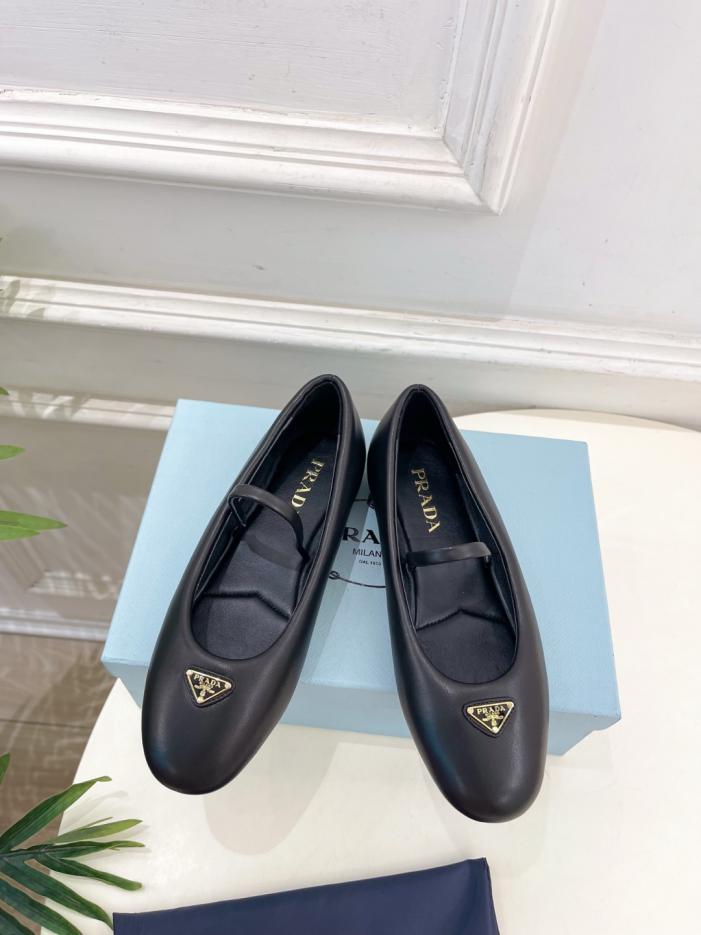replica,schuhe,beste,kaufen,1:1,besten,seiten,Replik,turnschuhe,sneakers Pradas neue Ballerinas aus Nappa-Schaffell mit Dreieckslogo (O6NNL) replica,schuhe,beste,kaufen,1:1,besten,seiten,Replik,turnschuhe,sneakers Pradas neue Ballerinas aus Nappa-Schaffell mit Dreieckslogo (O6NNL)