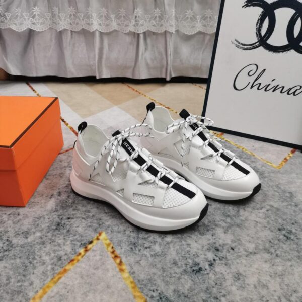 Neue Low-Top-Freizeitschuhe von Hermes (1DKOV)