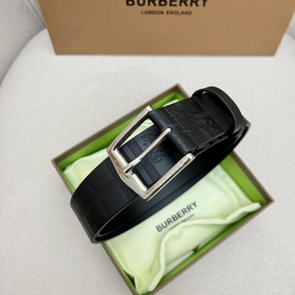 replica,schuhe,beste,kaufen,1:1,besten,seiten,Replik,turnschuhe,sneakers BURBERRY Herrengürtel aus genarbtem Leder mit Metallschnalle und beidseitiger Außenverwendung, 3,5 cm (3A7LY)