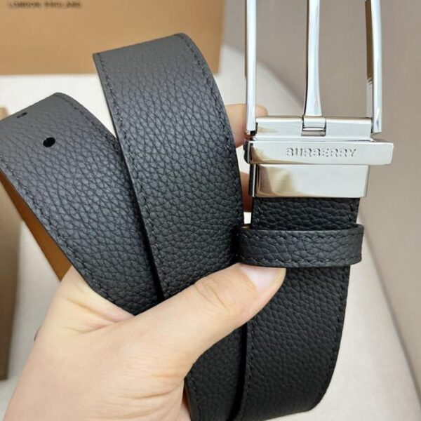replica,schuhe,beste,kaufen,1:1,besten,seiten,Replik,turnschuhe,sneakers BURBERRY Herrengürtel aus genarbtem Leder mit Metallschnalle und beidseitiger Außenverwendung, 3,5 cm (CN9OR)