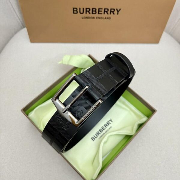 replica,schuhe,beste,kaufen,1:1,besten,seiten,Replik,turnschuhe,sneakers BURBERRY Herrengürtel aus genarbtem Leder mit Metallschnalle und beidseitiger Außenverwendung, 3,5 cm (J1H3P)