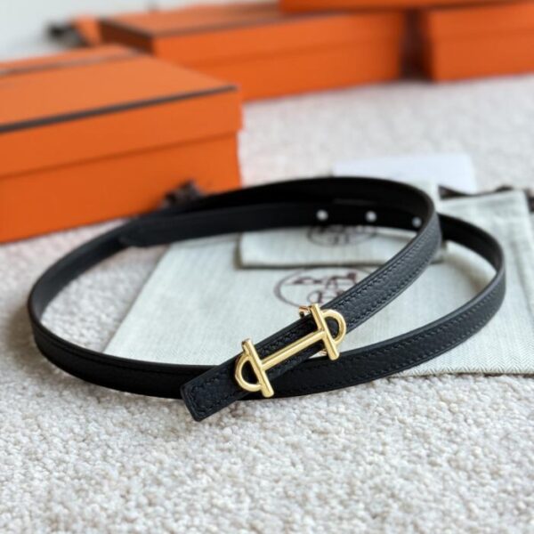 replica,schuhe,beste,kaufen,1:1,besten,seiten,Replik,turnschuhe,sneakers Hermes Damengürtel mit GAMMA-Hardware und importiertem Togo-Leder, 13 mm Breite (XK7OE)