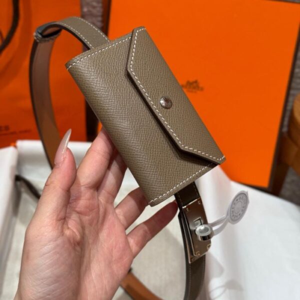 replica,schuhe,beste,kaufen,1:1,besten,seiten,Replik,turnschuhe,sneakers Hermes Kelly Buckle kleine Gürteltasche H neuer Gürtel (QF03J)