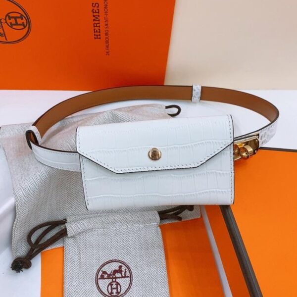 Hermes Little Kelly Hochglanz-Gürtel mit Krokodilmuster, 1,7 cm (1M8I2)