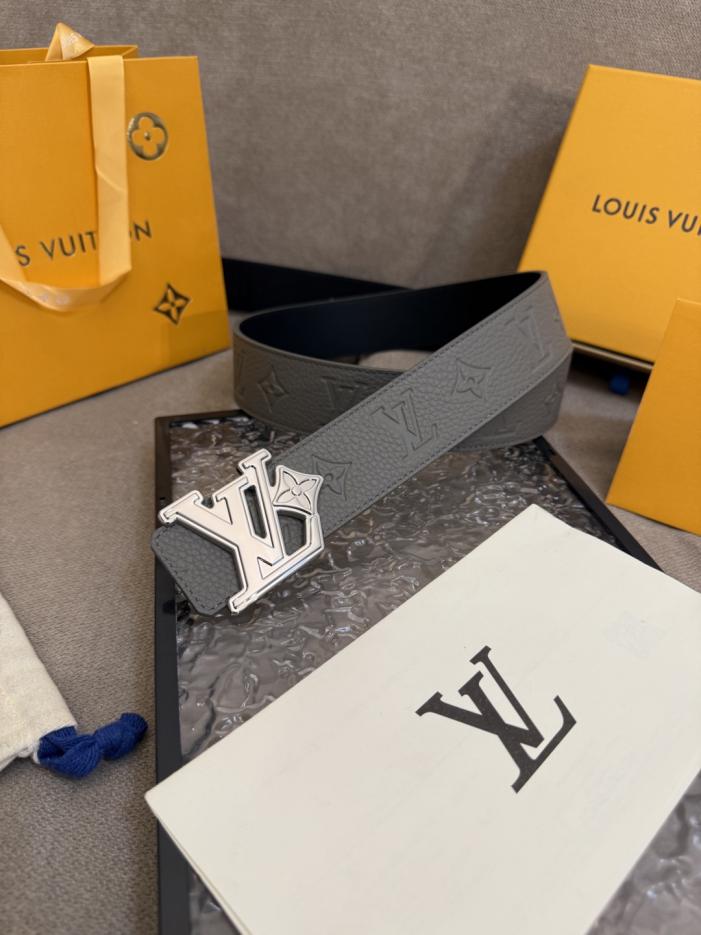 replica,schuhe,beste,kaufen,1:1,besten,seiten,Replik,turnschuhe,sneakers LV Dimension 4.0 Wendegürtel aus Leder mit geprägtem LV-Schriftzug und floralem Monogramm (H7NPW) replica,schuhe,beste,kaufen,1:1,besten,seiten,Replik,turnschuhe,sneakers LV Dimension 4.0 Wendegürtel aus Leder mit geprägtem LV-Schriftzug und floralem Monogramm (H7NPW)