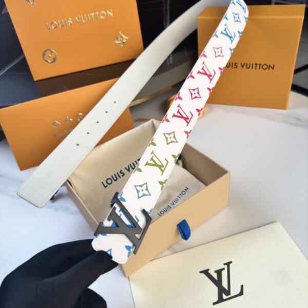 replica,schuhe,beste,kaufen,1:1,besten,seiten,Replik,turnschuhe,sneakers LOUIS VUITTON neueste Version des Zählers 40 mm Breite (NOSE6)