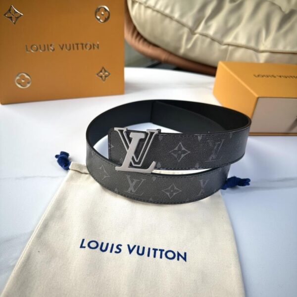 replica,schuhe,beste,kaufen,1:1,besten,seiten,Replik,turnschuhe,sneakers LOUIS VUITTON Neuer Herren-Originalgürtel, Breite 40 mm (VS33X)