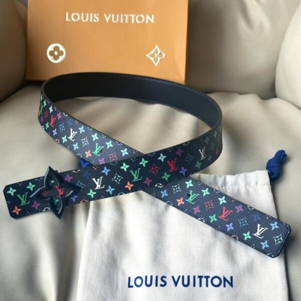 replica,schuhe,beste,kaufen,1:1,besten,seiten,Replik,turnschuhe,sneakers LV Damengürtel, Breite 3,5 cm, Collaborative Flower Collection (ORAL7)