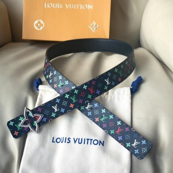 replica,schuhe,beste,kaufen,1:1,besten,seiten,Replik,turnschuhe,sneakers LV Damengürtel, Breite 3,5 cm, Collaborative Flower Collection (RML4J)