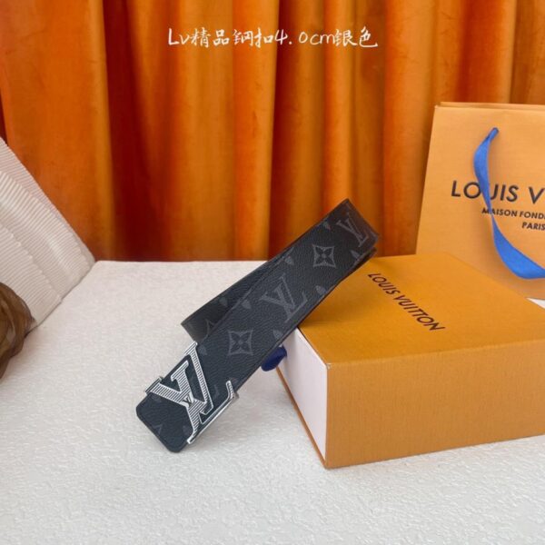replica,schuhe,beste,kaufen,1:1,besten,seiten,Replik,turnschuhe,sneakers 【LOUIS VUITTON】 Klassische Originalqualität. Eine Seite ist klassisch bedruckt und die andere Seite ist in Leinwandbindung. Original hochwertige Stahlschnalle, Breite 4,0 cm (RUOWT)
