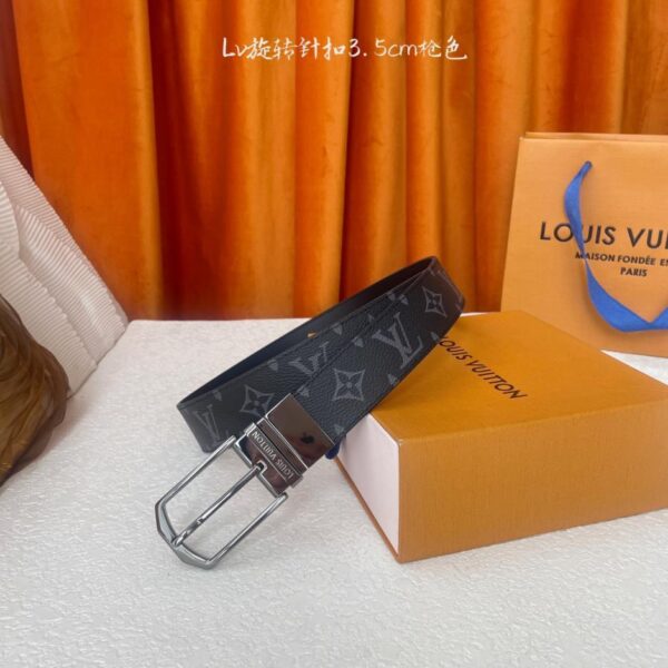 【LOUIS VUITTON】 Klassische Boutique-Drehdornschließe, Breite 3,5 cm (V5WNH)