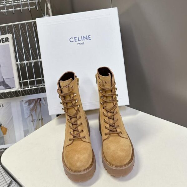 replica,schuhe,beste,kaufen,1:1,besten,seiten,Replik,turnschuhe,sneakers CELINEs neuestes Herbst- und Winter-Laufstegmodell Martin Boots (KECNM)