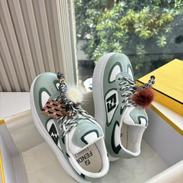 G029Fendi Fendi neue Sneakers lässige Sportschuhe Stoffschuhe klassische FF alte Blumenoberfläche (FNU44)