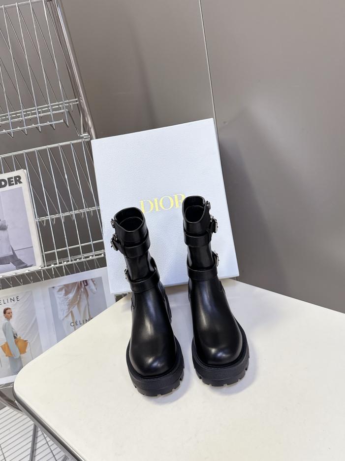 replica,schuhe,beste,kaufen,1:1,besten,seiten,Replik,turnschuhe,sneakers Diors neuestes Herbst- und Winter-Laufstegmodell Martin Boots (R9PQX) replica,schuhe,beste,kaufen,1:1,besten,seiten,Replik,turnschuhe,sneakers Diors neuestes Herbst- und Winter-Laufstegmodell Martin Boots (R9PQX)