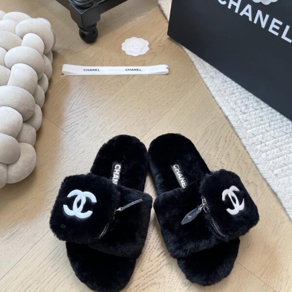 Chanel – Neue Wollpantoffeln mit Rucksackschnalle (3UWYP)