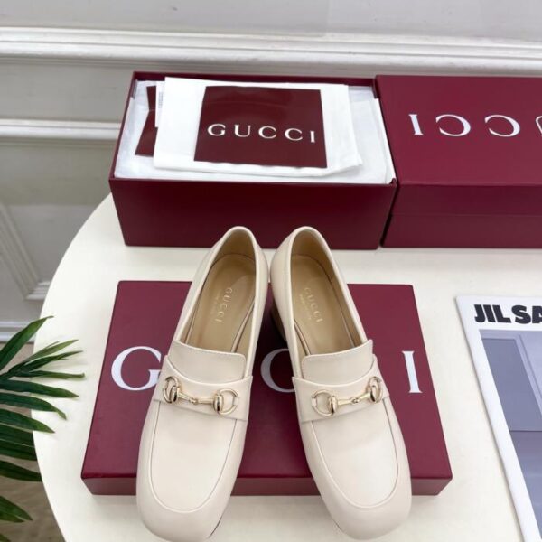 replica,schuhe,beste,kaufen,1:1,besten,seiten,Replik,turnschuhe,sneakers GUCCI Neue klassische flache Loafer mit Horsebit (OZ7UA)