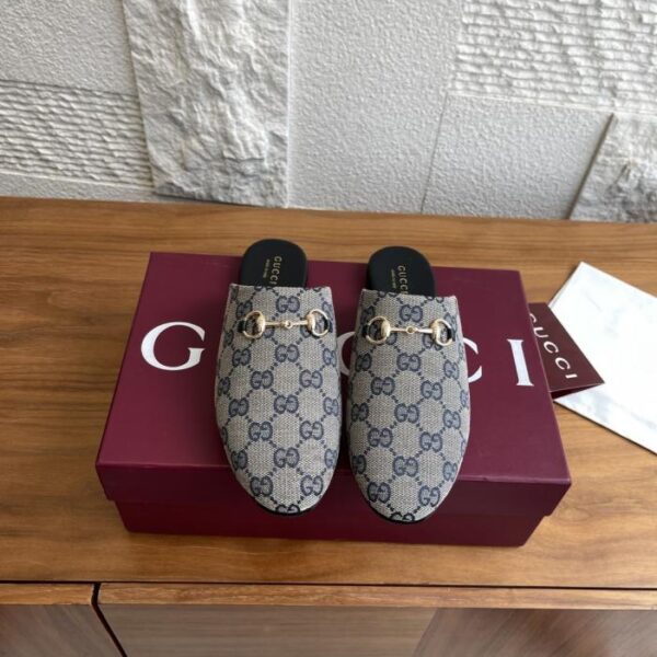 replica,schuhe,beste,kaufen,1:1,besten,seiten,Replik,turnschuhe,sneakers Top-Version von GUCCI im neuen Herbst- und Winterstil mit Horsebit-Halbslip, flachen Pantoletten und geschlossener Zehenpartie (0F1DM)