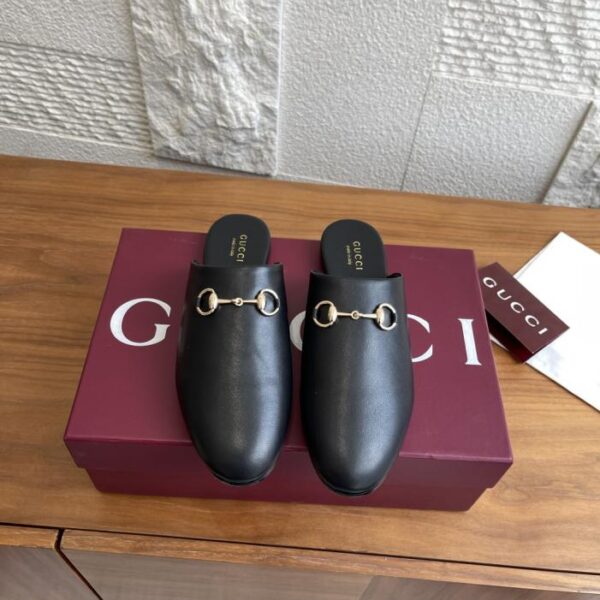replica,schuhe,beste,kaufen,1:1,besten,seiten,Replik,turnschuhe,sneakers Top-Version von GUCCI im neuen Herbst- und Winterstil mit Horsebit-Halbslip, flachen Pantoletten und geschlossener Zehenpartie (CB1DO)