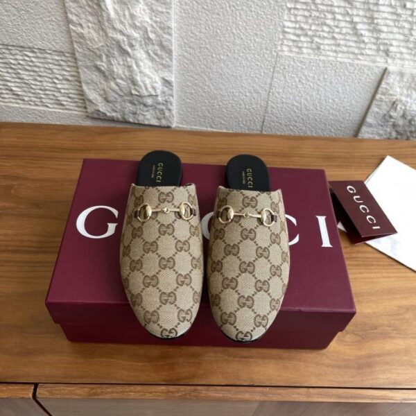replica,schuhe,beste,kaufen,1:1,besten,seiten,Replik,turnschuhe,sneakers Top-Version von GUCCI im neuen Herbst- und Winterstil mit Horsebit-Halbschuh, flachen Pantoletten und geschlossener Zehenpartie (KPO57)