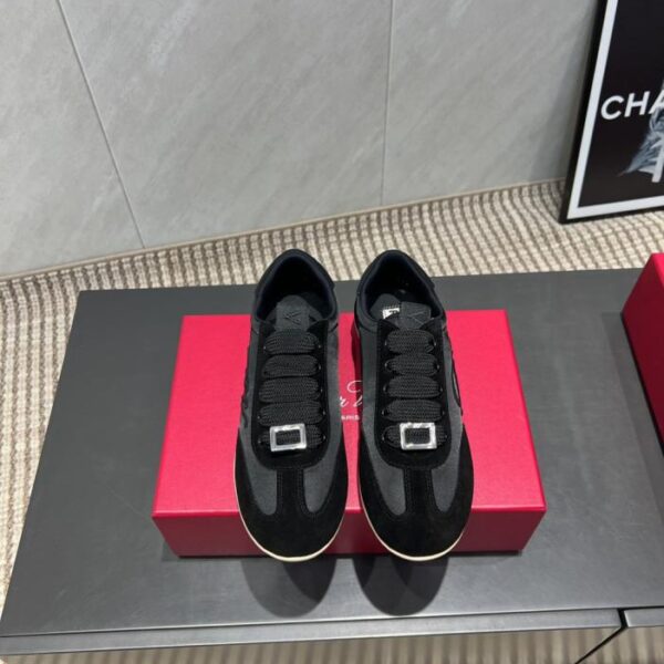 replica,schuhe,beste,kaufen,1:1,besten,seiten,Replik,turnschuhe,sneakers Top-Version ROGE VIVIE, neue Freizeitschuhe mit runder Spitze und Stickereien für den Frühherbst (CS3QW)