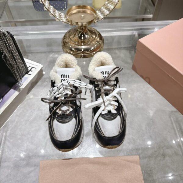 Top-Version MIUMIU Catwalk im neuen Retro-Stil, Distressed Forrest Gander Trainingsschuhe, lässige Sneakers mit dicker Sohle (TIFTT)