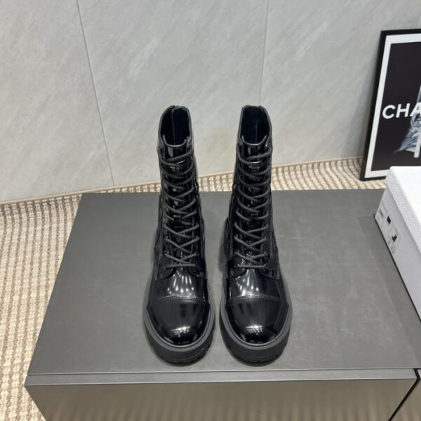 replica,schuhe,beste,kaufen,1:1,besten,seiten,Replik,turnschuhe,sneakers Topversion des klassischen Laufstegmodells D-Major der DIOR-Frühherbstserie mit rundem Kopf und dicker Sohle, bestickt (Q6BY9)