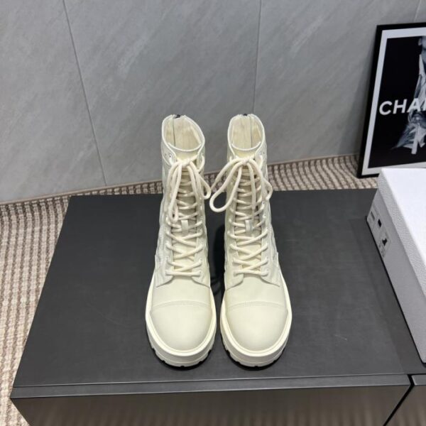 replica,schuhe,beste,kaufen,1:1,besten,seiten,Replik,turnschuhe,sneakers Topversion des klassischen Laufstegmodells D-Major der DIOR-Frühherbstserie mit rundem Kopf und dicker Sohle, bestickt (Q925L)