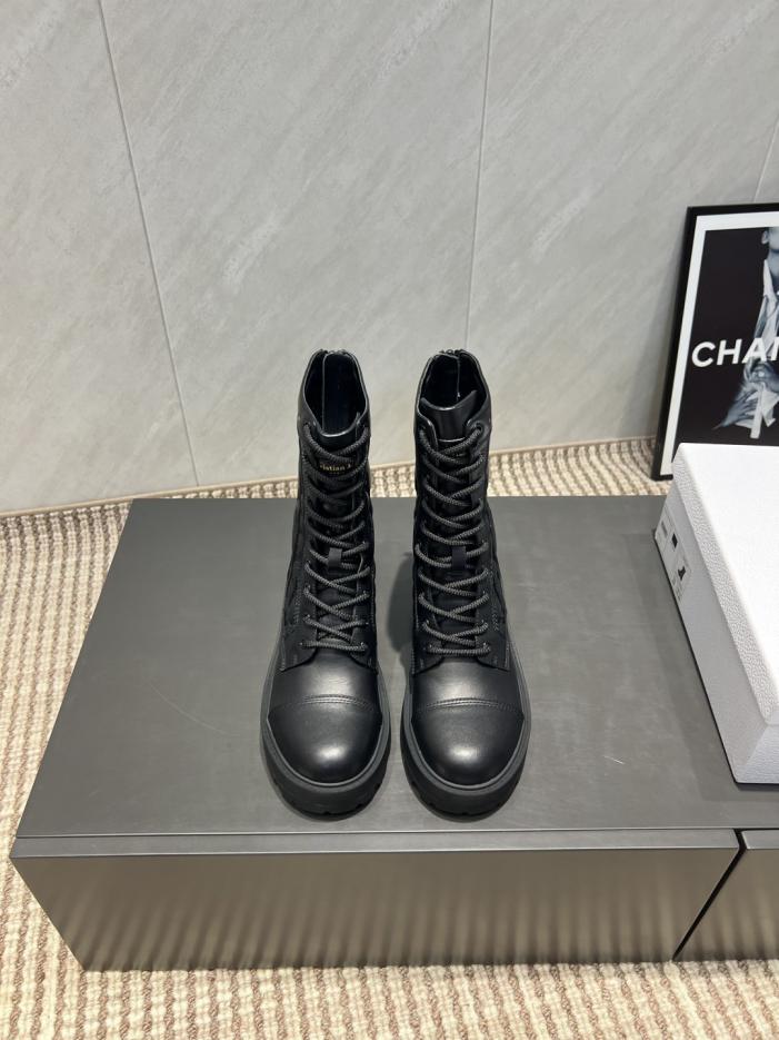 replica,schuhe,beste,kaufen,1:1,besten,seiten,Replik,turnschuhe,sneakers Topversion des klassischen Laufstegmodells D-Major der DIOR-Frühherbstserie mit rundem Kopf und dicker Sohle, bestickt (YKHFQ) replica,schuhe,beste,kaufen,1:1,besten,seiten,Replik,turnschuhe,sneakers Topversion des klassischen Laufstegmodells D-Major der DIOR-Frühherbstserie mit rundem Kopf und dicker Sohle, bestickt (YKHFQ)
