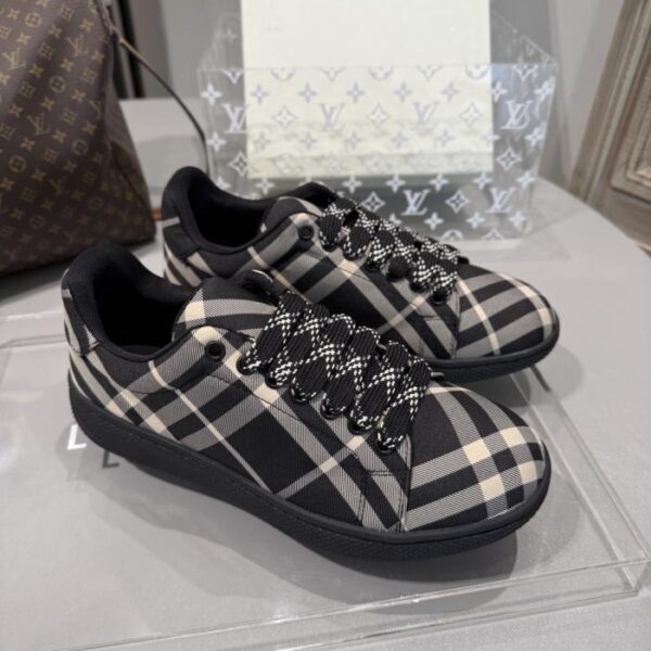 replica,schuhe,beste,kaufen,1:1,besten,seiten,Replik,turnschuhe,sneakers Burberry Plaid Old Flower Fabric Freizeitschuhe (45.46 Sonderanfertigung) (7UDXR)