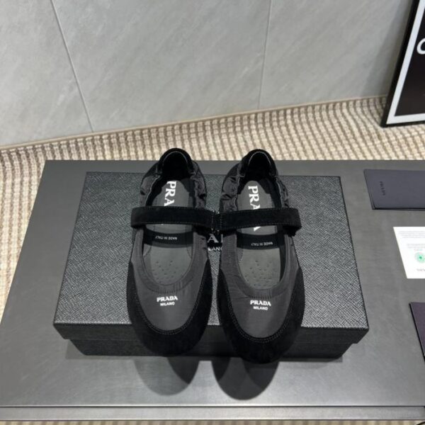 replica,schuhe,beste,kaufen,1:1,besten,seiten,Replik,turnschuhe,sneakers Top-Version Prada Frühherbst neueste Einzelschuhe runde Zehen flache Slipper (MQP44)