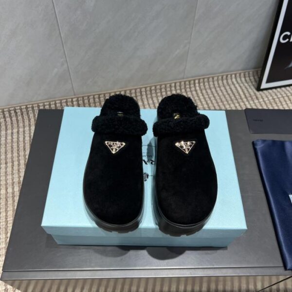 replica,schuhe,beste,kaufen,1:1,besten,seiten,Replik,turnschuhe,sneakers Top-Version Prada Frühherbst neueste Plateau-Hausschuhe aus Wolle mit dicker Sohle (AVIHT)
