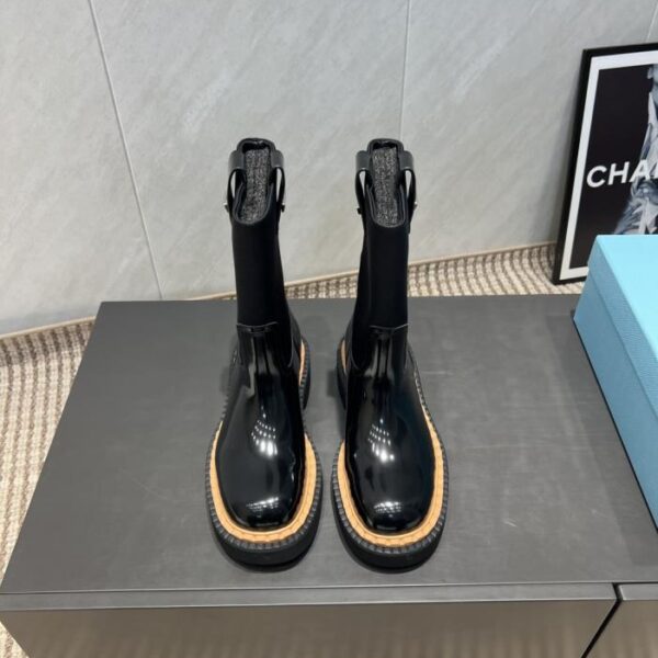 Top-Version PRADA Frühherbst neue runde Zehen-Ein-Fuß-Halbstiefel (MEALR)