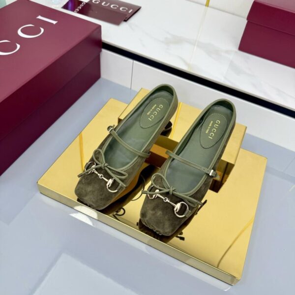 replica,schuhe,beste,kaufen,1:1,besten,seiten,Replik,turnschuhe,sneakers Top-Version Frühherbst Neue Gucci Jordaan-Serie mehrschichtige Loafer und Halbschuhe mit Kristalldiamanten (5364F)