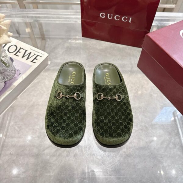 replica,schuhe,beste,kaufen,1:1,besten,seiten,Replik,turnschuhe,sneakers GUCCI Samt-Pantoletten mit Horsebit (NQBAU)