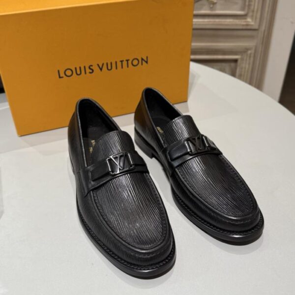 LV Loafers Slip-On Lederschuhe (2KIW5)