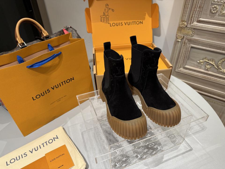 replica,schuhe,beste,kaufen,1:1,besten,seiten,Replik,turnschuhe,sneakers LV Upgraded Chelsea Plateau-Stiefeletten aus Rindsleder mit elastischem Riemen (41, Sonderanfertigung, keine Rückgabe oder Umtausch) (FBVFS) replica,schuhe,beste,kaufen,1:1,besten,seiten,Replik,turnschuhe,sneakers LV Upgraded Chelsea Plateau-Stiefeletten aus Rindsleder mit elastischem Riemen (41, Sonderanfertigung, keine Rückgabe oder Umtausch) (FBVFS)