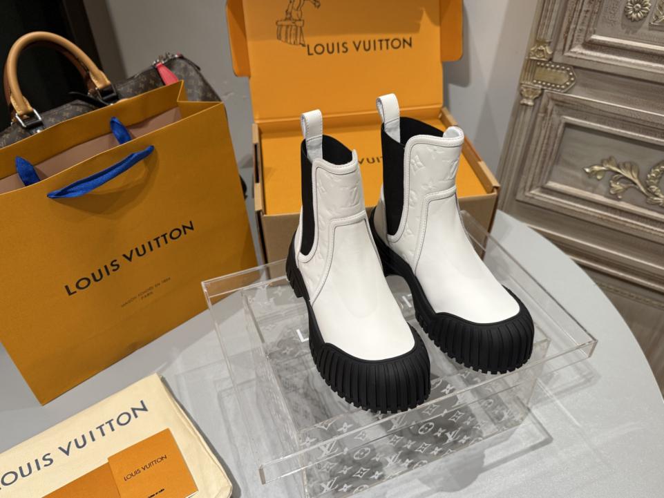 replica,schuhe,beste,kaufen,1:1,besten,seiten,Replik,turnschuhe,sneakers LV Upgraded Chelsea Plateau-Stiefeletten aus Rindsleder mit Gummiband (41, Sonderanfertigung, keine Rückgabe) (KMB9C) replica,schuhe,beste,kaufen,1:1,besten,seiten,Replik,turnschuhe,sneakers LV Upgraded Chelsea Plateau-Stiefeletten aus Rindsleder mit Gummiband (41, Sonderanfertigung, keine Rückgabe) (KMB9C)