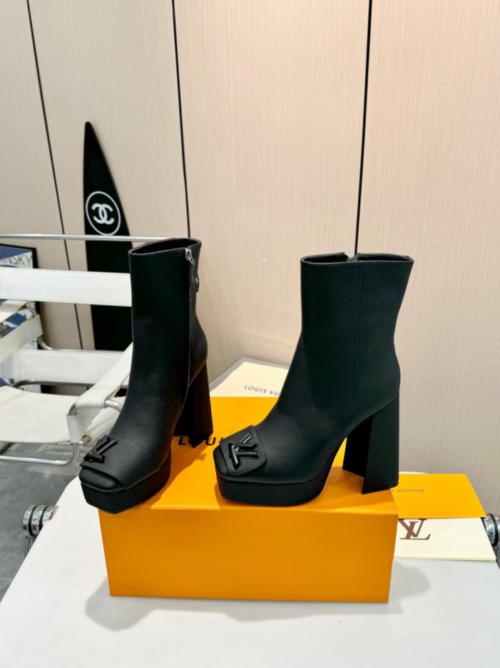 replica,schuhe,beste,kaufen,1:1,besten,seiten,Replik,turnschuhe,sneakers LVs neueste offizielle Serie von Laufstegmodellen, Topversion 6-Zoll-Stiefeletten (Z4FGO) replica,schuhe,beste,kaufen,1:1,besten,seiten,Replik,turnschuhe,sneakers LVs neueste offizielle Serie von Laufstegmodellen, Topversion 6-Zoll-Stiefeletten (Z4FGO)