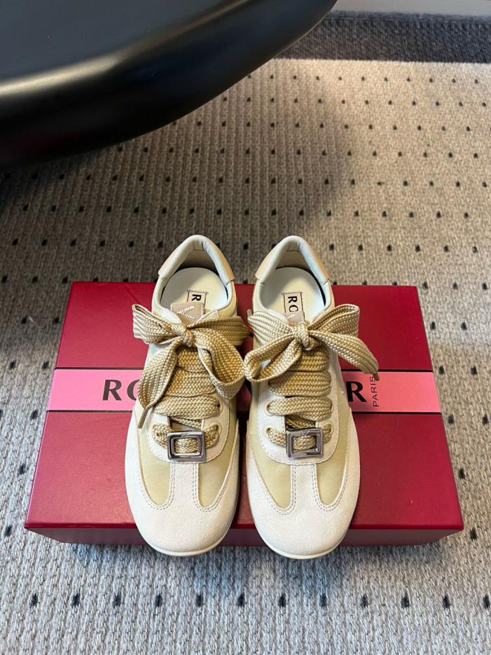 replica,schuhe,beste,kaufen,1:1,besten,seiten,Replik,turnschuhe,sneakers Roger Viviers neueste Viv Low Wildleder-Freizeit-Trainingsschuhe aus Deutschland (PVZSG) replica,schuhe,beste,kaufen,1:1,besten,seiten,Replik,turnschuhe,sneakers Roger Viviers neueste Viv Low Wildleder-Freizeit-Trainingsschuhe aus Deutschland (PVZSG)