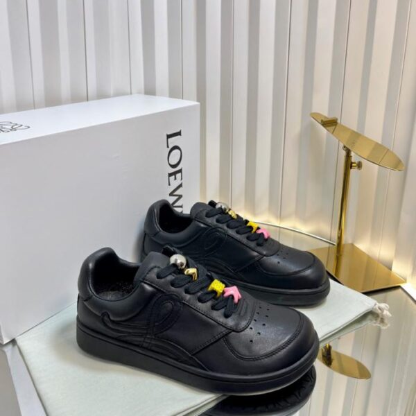 replica,schuhe,beste,kaufen,1:1,besten,seiten,Replik,turnschuhe,sneakers Loewe Paris Fashion Week – neue Balletrunner-Ballettschuhe (YRRQQ)