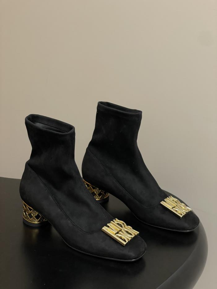 replica,schuhe,beste,kaufen,1:1,besten,seiten,Replik,turnschuhe,sneakers Neue Herbst- und Winterstiefeletten von Miss Dior mit rundem Absatz und elastischem, dickem Absatz (MAGD5) replica,schuhe,beste,kaufen,1:1,besten,seiten,Replik,turnschuhe,sneakers Neue Herbst- und Winterstiefeletten von Miss Dior mit rundem Absatz und elastischem, dickem Absatz (MAGD5)