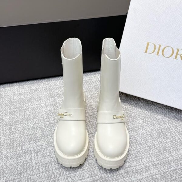 replica,schuhe,beste,kaufen,1:1,besten,seiten,Replik,turnschuhe,sneakers Dior Herbst/Winter Neue Stiefel im Poster-Stil mit D-Major-Buchstaben (CUS5A)