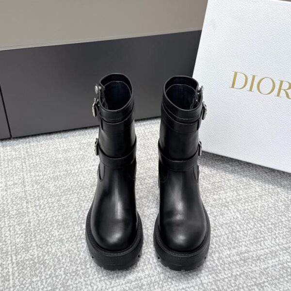 replica,schuhe,beste,kaufen,1:1,besten,seiten,Replik,turnschuhe,sneakers Dior Herbst/Winter Neue Stiefel im Poster-Stil mit D-Major-Buchstaben (EYCB6)