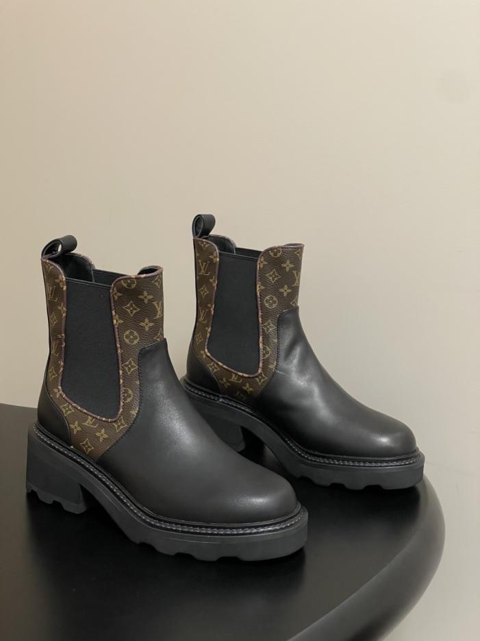 replica,schuhe,beste,kaufen,1:1,besten,seiten,Replik,turnschuhe,sneakers Louis Vuitton LV BEAUBOURG Chelsea-Stiefeletten mit elastischem Schachbrettmuster und alten Blumenmustern, farblich passendem Leder mit dicker Sohle und hohem Absatz (03JAX) replica,schuhe,beste,kaufen,1:1,besten,seiten,Replik,turnschuhe,sneakers Louis Vuitton LV BEAUBOURG Chelsea-Stiefeletten mit elastischem Schachbrettmuster und alten Blumenmustern, farblich passendem Leder mit dicker Sohle und hohem Absatz (03JAX)