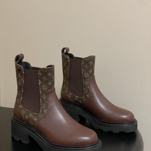 replica,schuhe,beste,kaufen,1:1,besten,seiten,Replik,turnschuhe,sneakers Louis Vuitton LV BEAUBOURG Chelsea-Stiefeletten mit elastischem Schachbrettmuster und alten Blumenmustern, Colorblock-Leder, dicker Sohle und hohem Absatz (UOVL3)