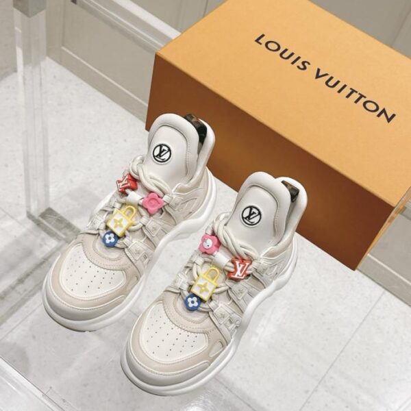 replica,schuhe,beste,kaufen,1:1,besten,seiten,Replik,turnschuhe,sneakers Louis Vuitton Archlight Series Klassische Daddy-Schuhe Half Slip Arch Bridge Sneakers (IKQOD)