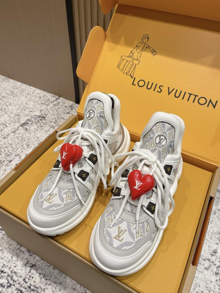 replica,schuhe,beste,kaufen,1:1,besten,seiten,Replik,turnschuhe,sneakers Top-Version der klassischen Dad-Schuhe der Louis Vuitton Archlight-Serie mit Herzschnalle und Sportschuhen mit Bogenbrücke (QC3I3) replica,schuhe,beste,kaufen,1:1,besten,seiten,Replik,turnschuhe,sneakers Top-Version der klassischen Dad-Schuhe der Louis Vuitton Archlight-Serie mit Herzschnalle und Sportschuhen mit Bogenbrücke (QC3I3)